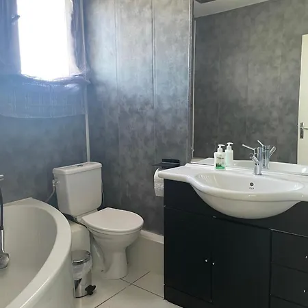 Maison 3 Chambres, Piscine Privee Terrain De Petanque *