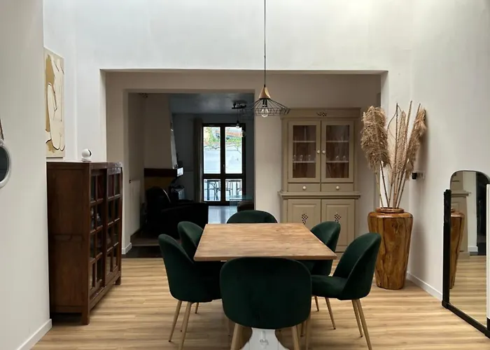 Maison 3 Chambres, Piscine Privee Terrain De Petanque Ferienhaus